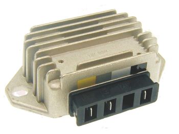 Regolatore di tensione CIF per Vespa PK, PX125-150-200 - 3 connessioni