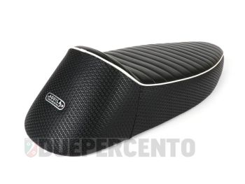 Sella SC ANCELLOTTI, colore nero con bordo bianco per Vespa V1/ V15/ V30/ V33/ VM/ VN/ VL/ VB/ VU/ GS 150/ ACMA/ Hoffman