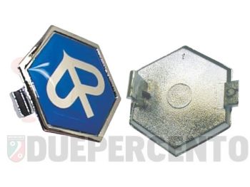 Stemma esagonale "PIAGGIO" 32x37 mm, fissaggio ad incastro per nasello per Vespa PK 50-125 XL/ XL2/ PX/ Lusso/ '98/ T5