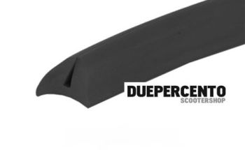 Profilo cofani destro e sinistro CIF nero, h=18 mm, l=120/180 cm per Vespa VNA/ VBA/ TS/ 160GS/ 180SS/ PX125-200/ MY/ T5