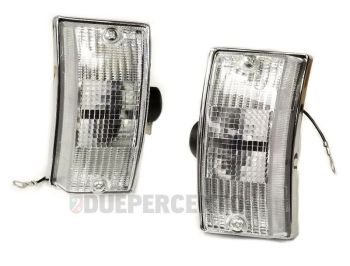 Coppia frecce anteriori PIAGGIO, vetro bianco, cornice cromata per Vespa PX125-200/ P200E/ MY/ T5