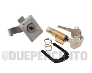 Kit serratura bloccasterzo bauletto ZADI l=39 mm, guida 4mm per Vespa 50N/ L/ S / 50 Special/ R/ PV/ PX125-150/ Rally 200