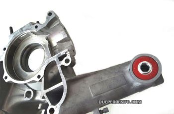 Silent block MD Racing carter motore per Vespa PX125-150/ Sprint/ TS/ GT/GTR/ Super/ GL/ VNA/ VNB/ VBA/ VBB